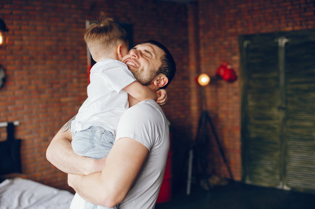 Best Gift for Father’s Day: 4 Thoughtful Ideas Dad Will Actually Love